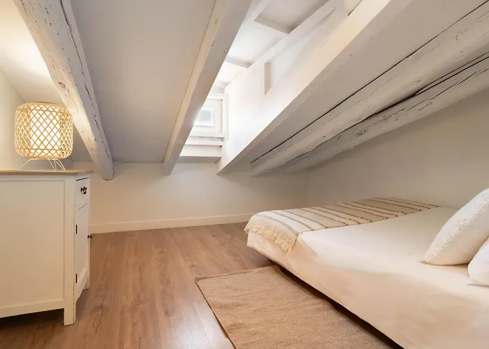 Apartamento Plaza Mayor Attic En Madrid
