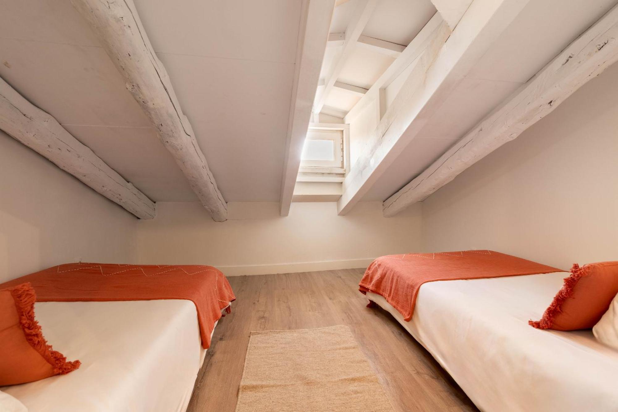 Plaza Mayor Attic En Apartment *